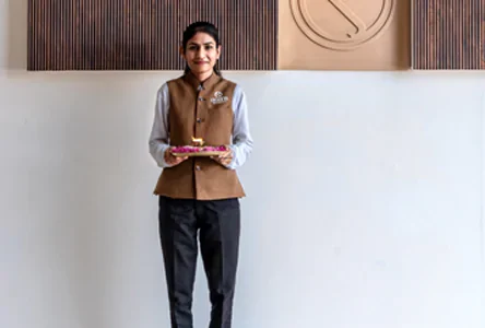 Ekyana welcoming guests